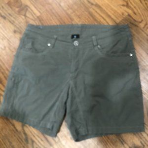KUHL Woman's Size 10 Shorts